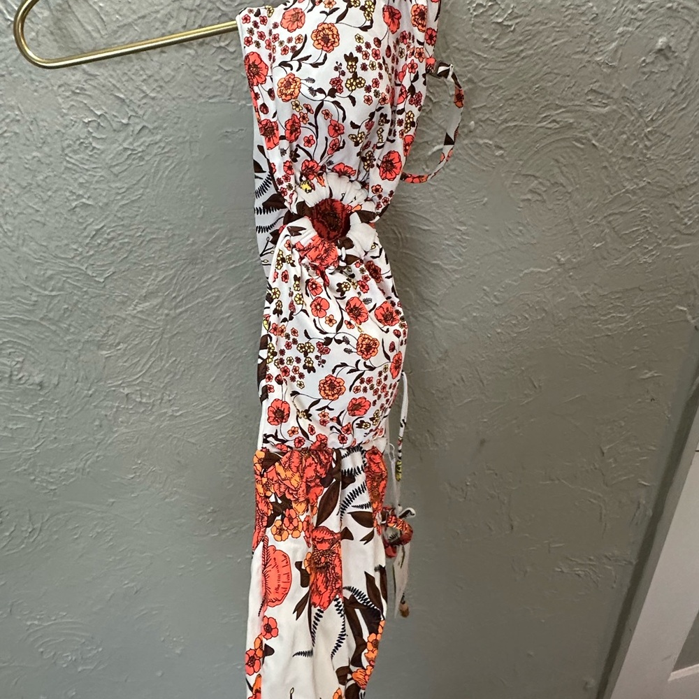 Floral Cutout Maaji Large Reversible Bikini Top Only - Picture 8 of 10